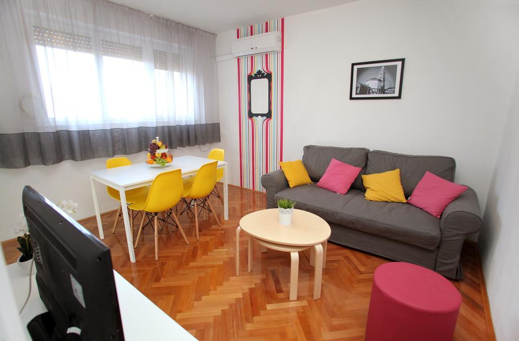 Happy Dreams Apartment Near The Beach And Old Town سبليت الغرفة الصورة