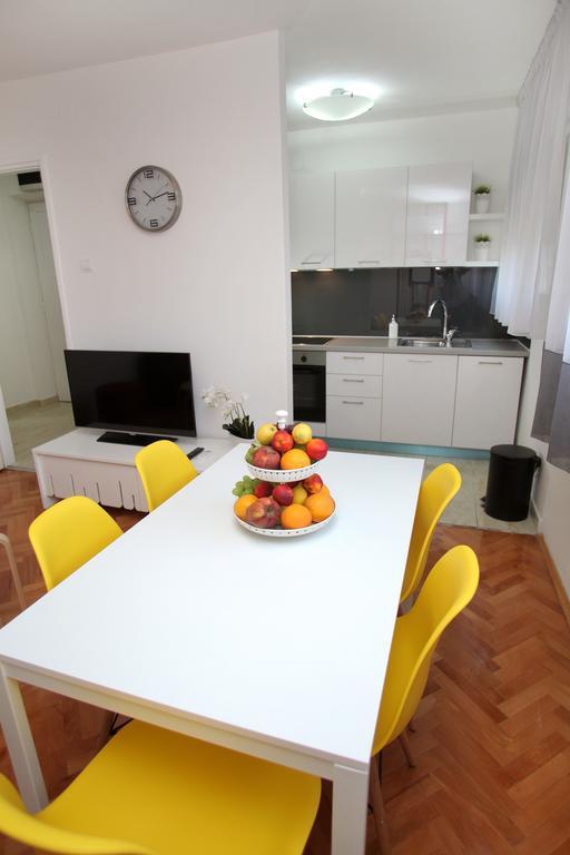 Happy Dreams Apartment Near The Beach And Old Town سبليت الغرفة الصورة