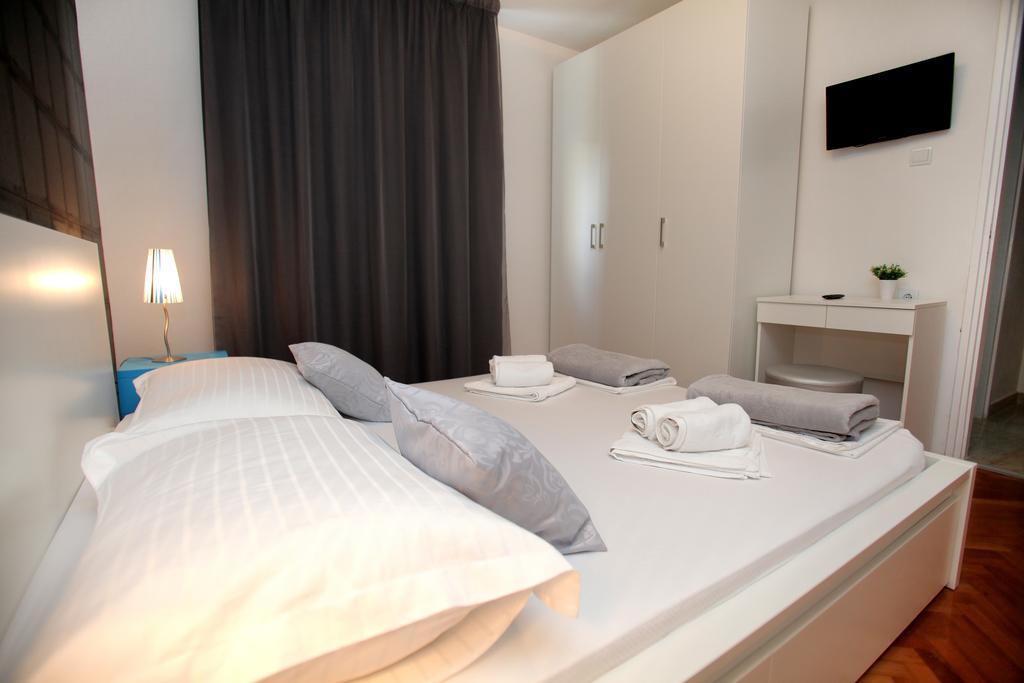 Happy Dreams Apartment Near The Beach And Old Town سبليت الغرفة الصورة