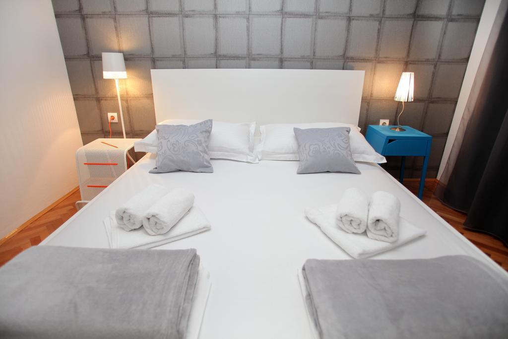 Happy Dreams Apartment Near The Beach And Old Town سبليت الغرفة الصورة